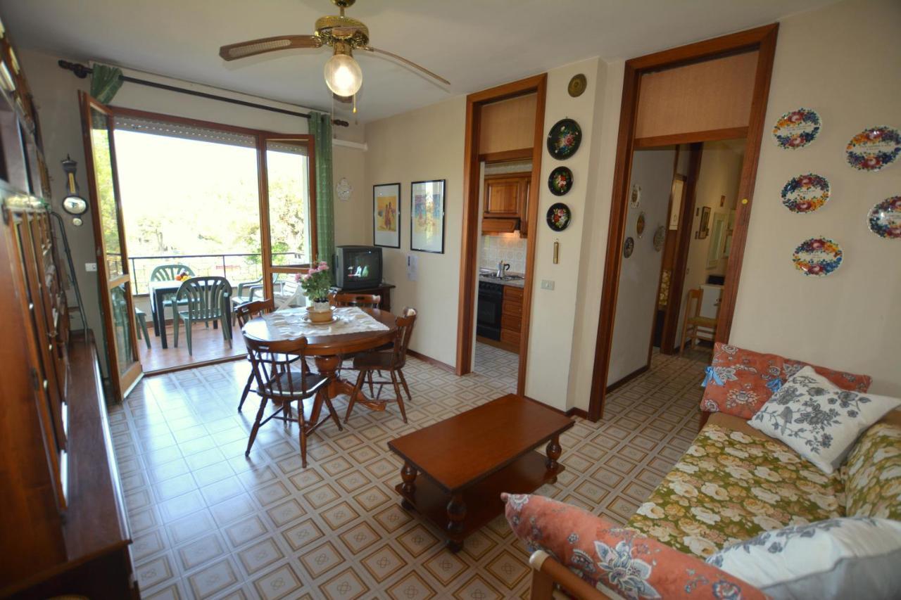 Appartement Lignano With Pool à Lignano Sabbiadoro Extérieur photo